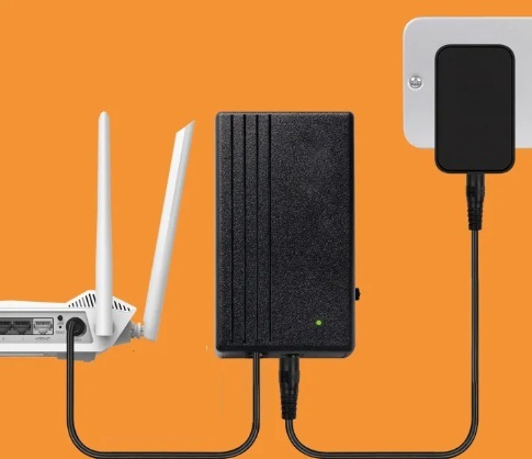 Portable UPS for WiFi Routers